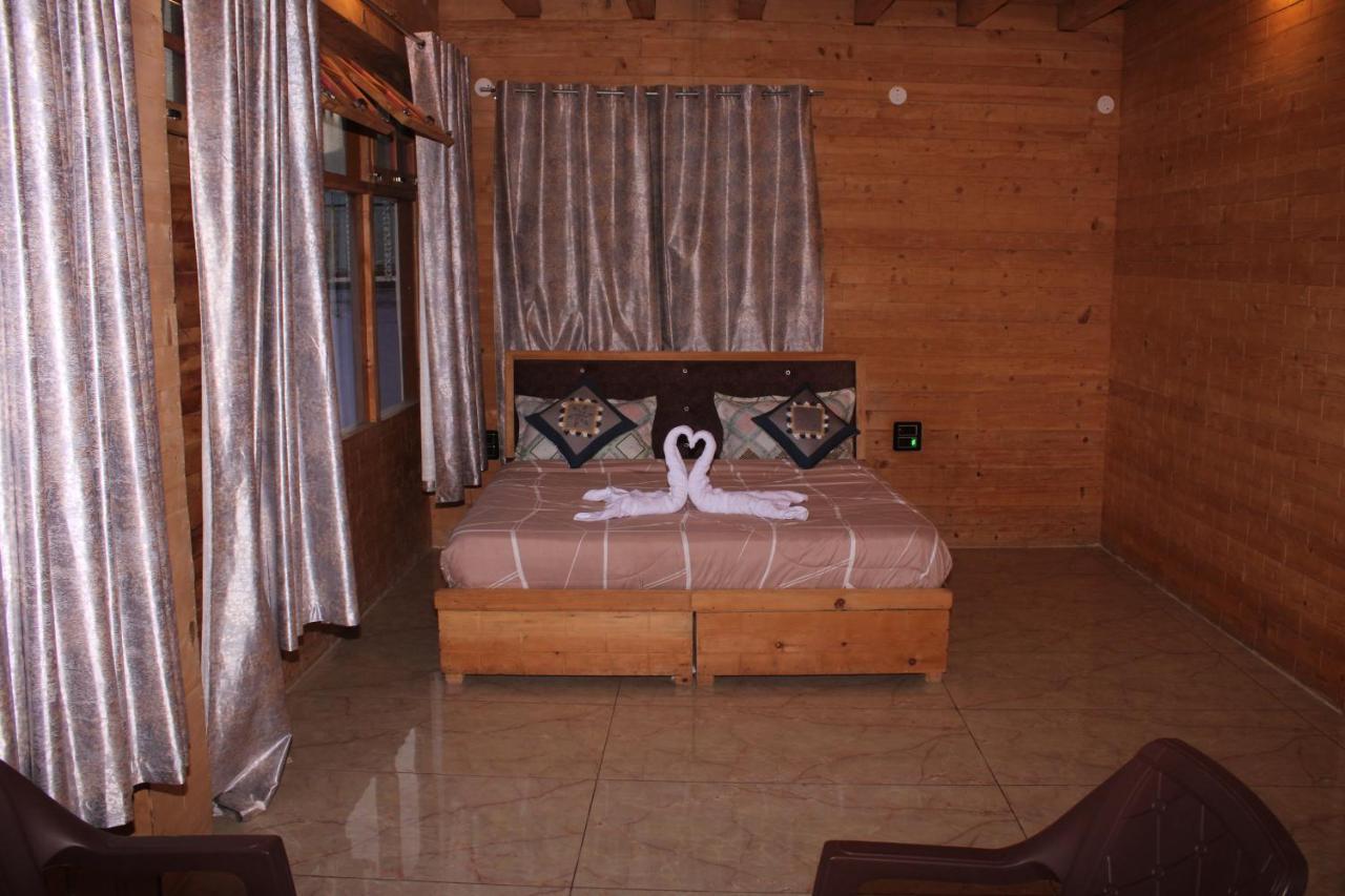 Hotel Mannat Sach Pass Tisa Екстериор снимка