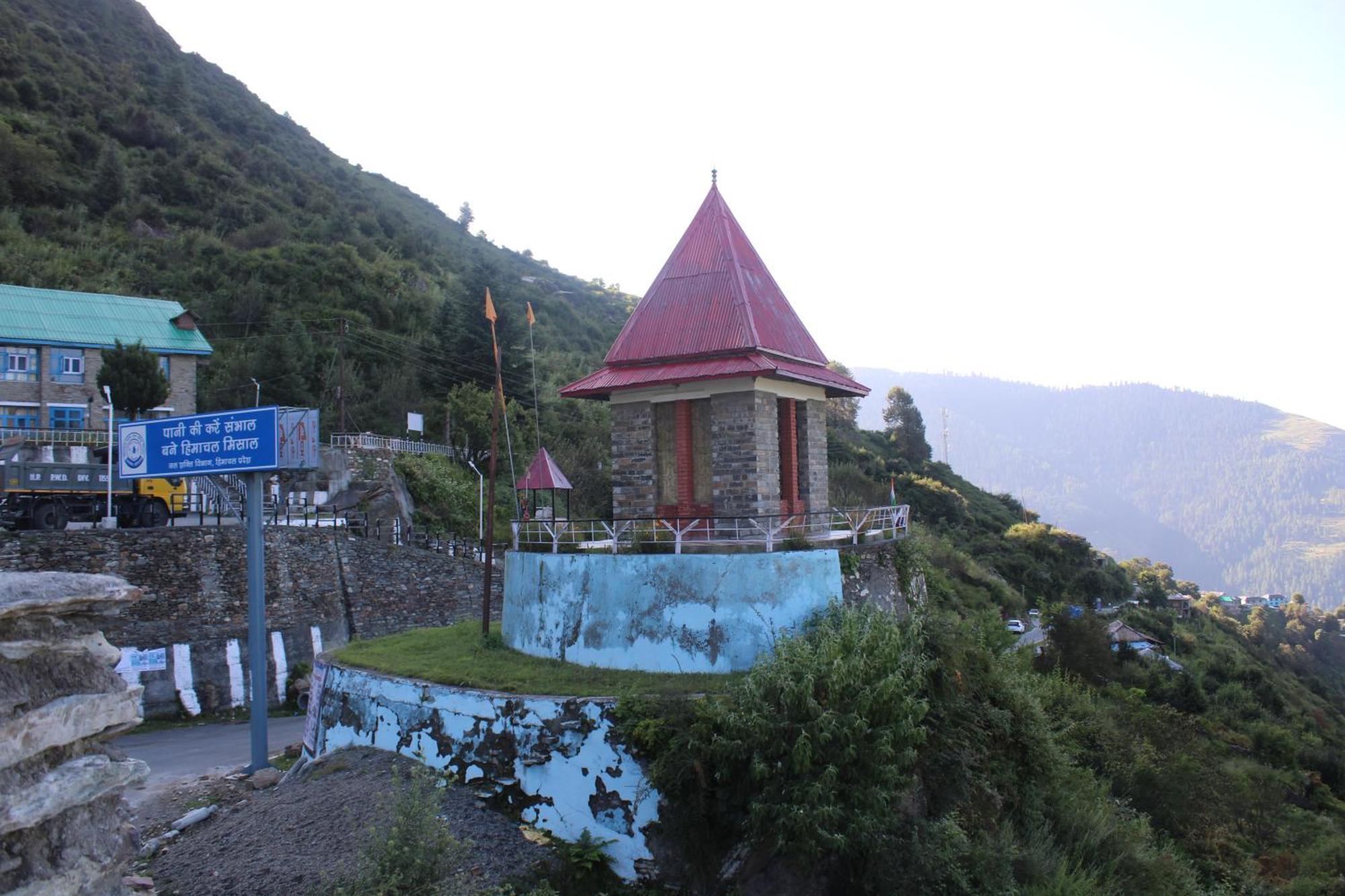 Hotel Mannat Sach Pass Tisa Екстериор снимка