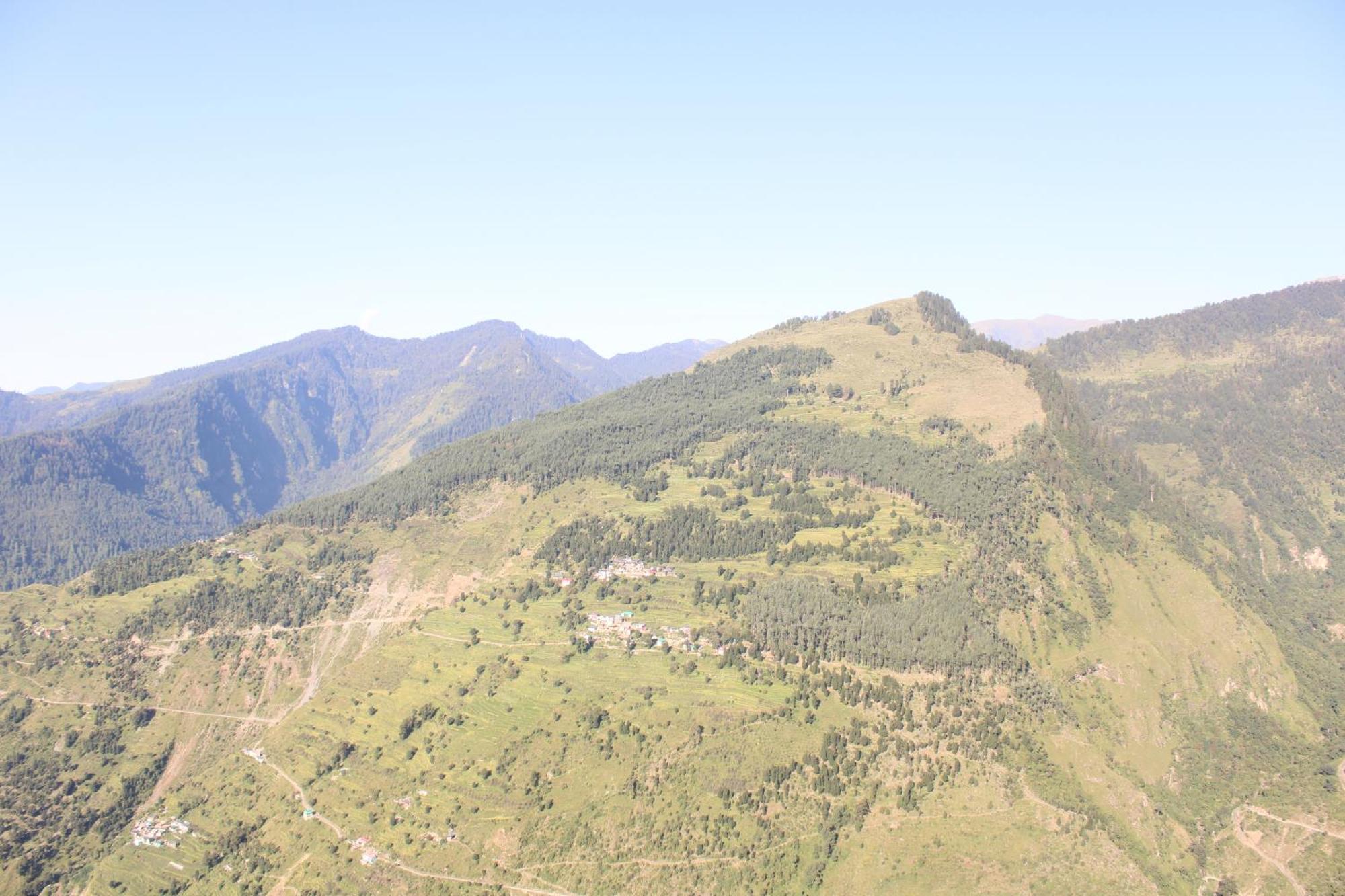 Hotel Mannat Sach Pass Tisa Екстериор снимка